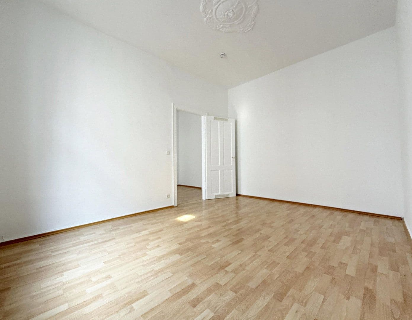 Prodej bytu 2+1 45 m², Wiesbaden, Hessen Prodej bytu 2+1 45 m², Wiesbaden, Hessen