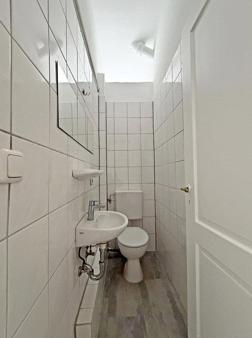 Prodej bytu 2+1 45 m², Wiesbaden, Hessen Prodej bytu 2+1 45 m², Wiesbaden, Hessen