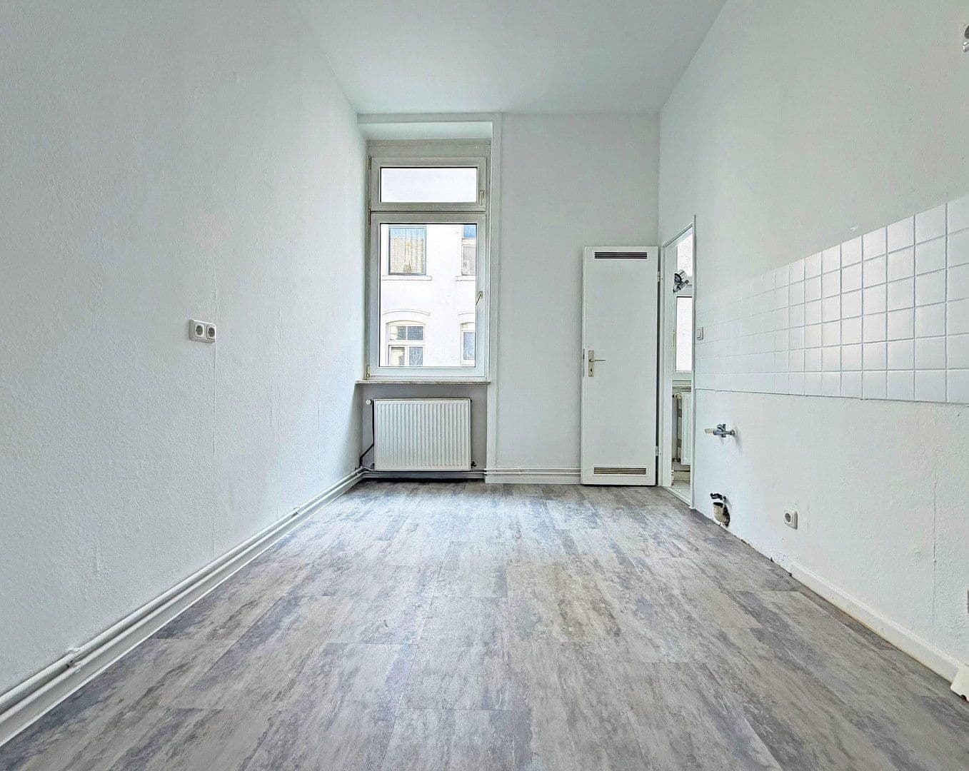 Prodej bytu 2+1 45 m², Wiesbaden, Hessen Prodej bytu 2+1 45 m², Wiesbaden, Hessen