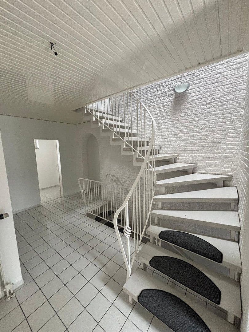 Prodej domu 195 m², pozemek 466 m², Isenkamp 7, Oldenburg, Dolní Sasko Prodej domu 195 m², pozemek 466 m², Isenkamp 7, Oldenburg, Dolní Sasko