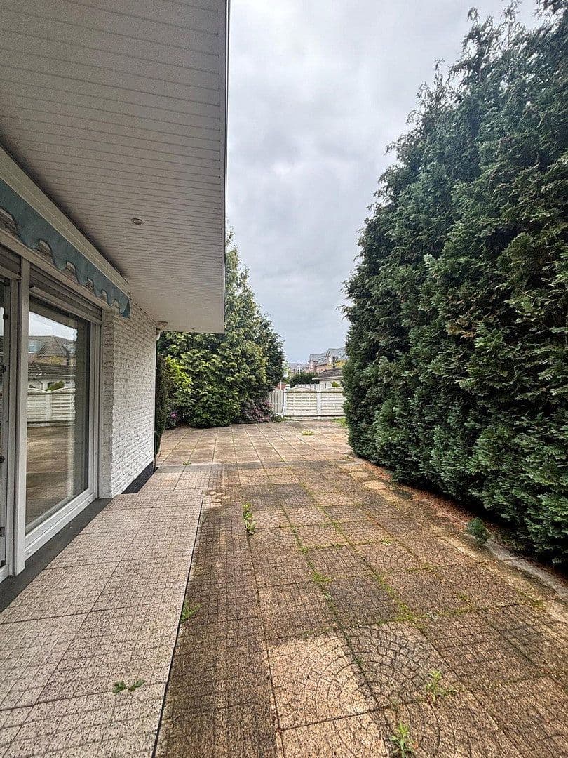 Prodej domu 195 m², pozemek 466 m², Isenkamp 7, Oldenburg, Dolní Sasko Prodej domu 195 m², pozemek 466 m², Isenkamp 7, Oldenburg, Dolní Sasko