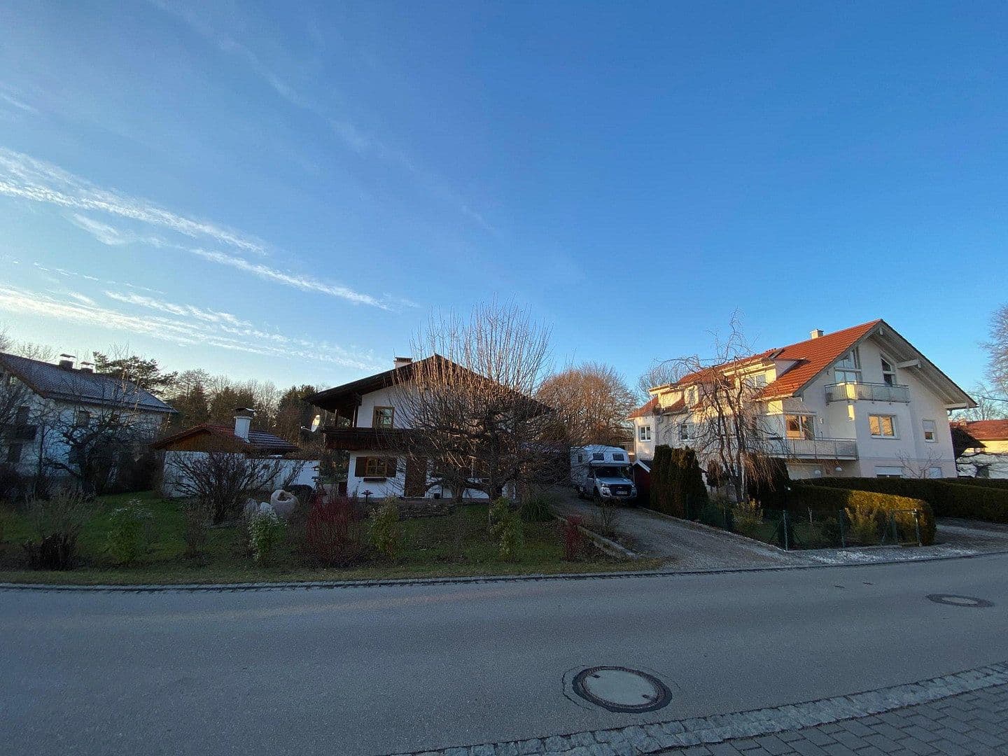 Prodej domu 170 m², pozemek 1.862 m², Grosskarolinenfeld, Bavorsko Prodej domu 170 m², pozemek 1.862 m², Grosskarolinenfeld, Bavorsko