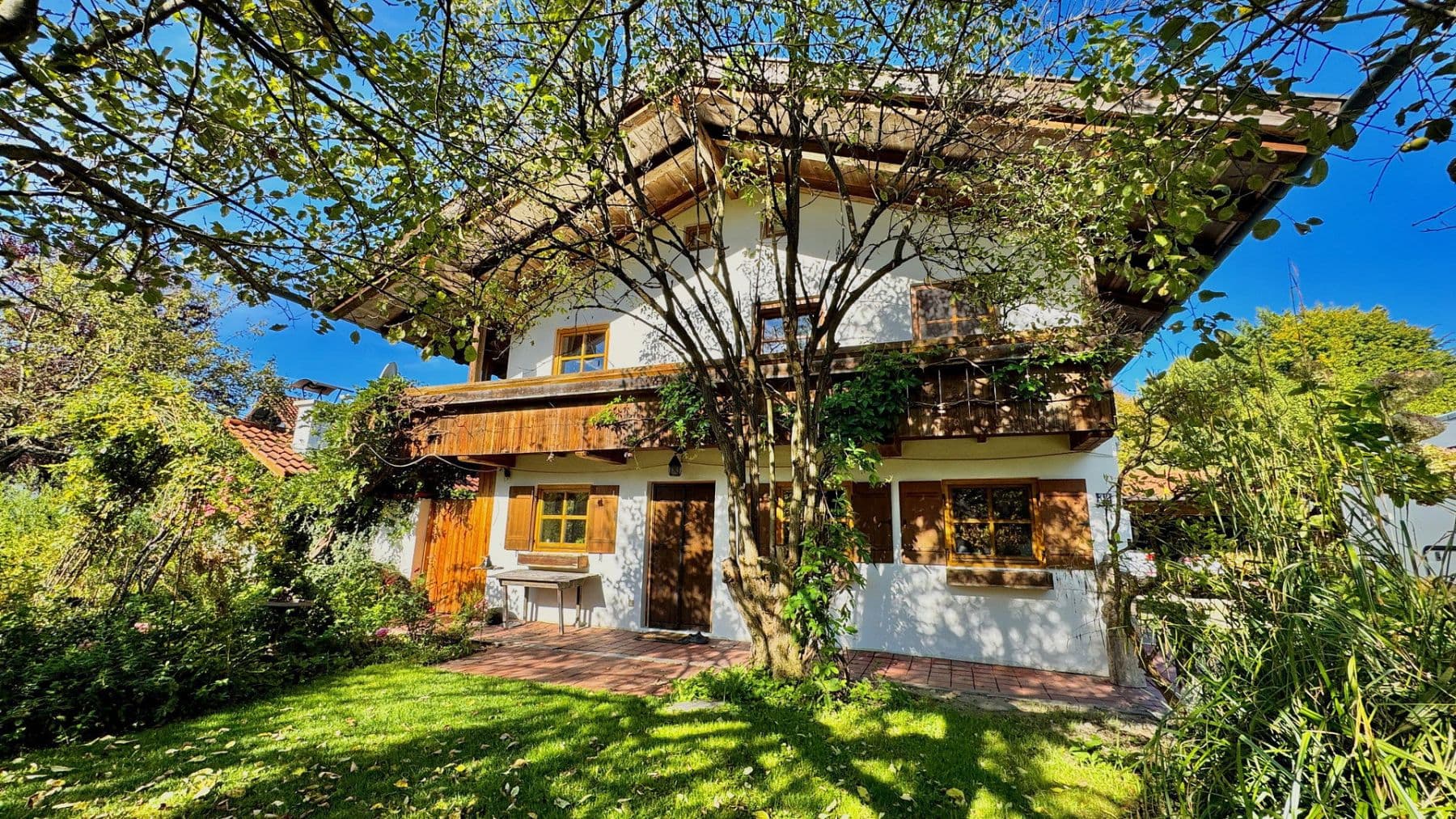 Prodej domu 170 m², pozemek 1.862 m², Grosskarolinenfeld, Bavorsko Prodej domu 170 m², pozemek 1.862 m², Grosskarolinenfeld, Bavorsko
