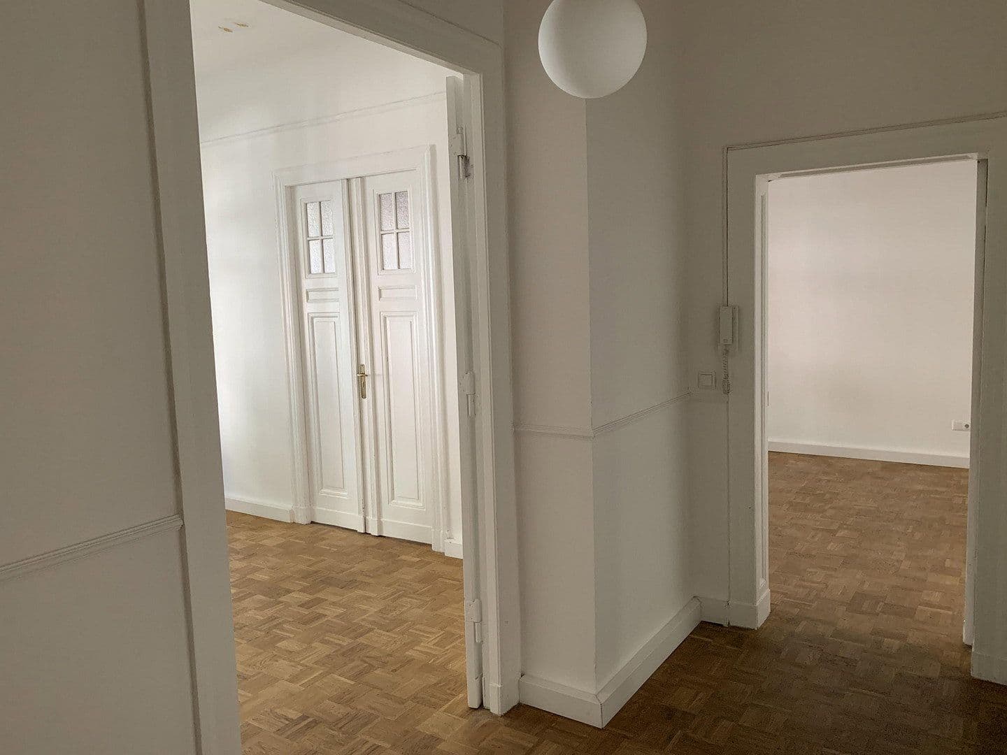 Prodej bytu 3+kk 94 m², Berlin, Berlín Prodej bytu 3+kk 94 m², Berlin, Berlín