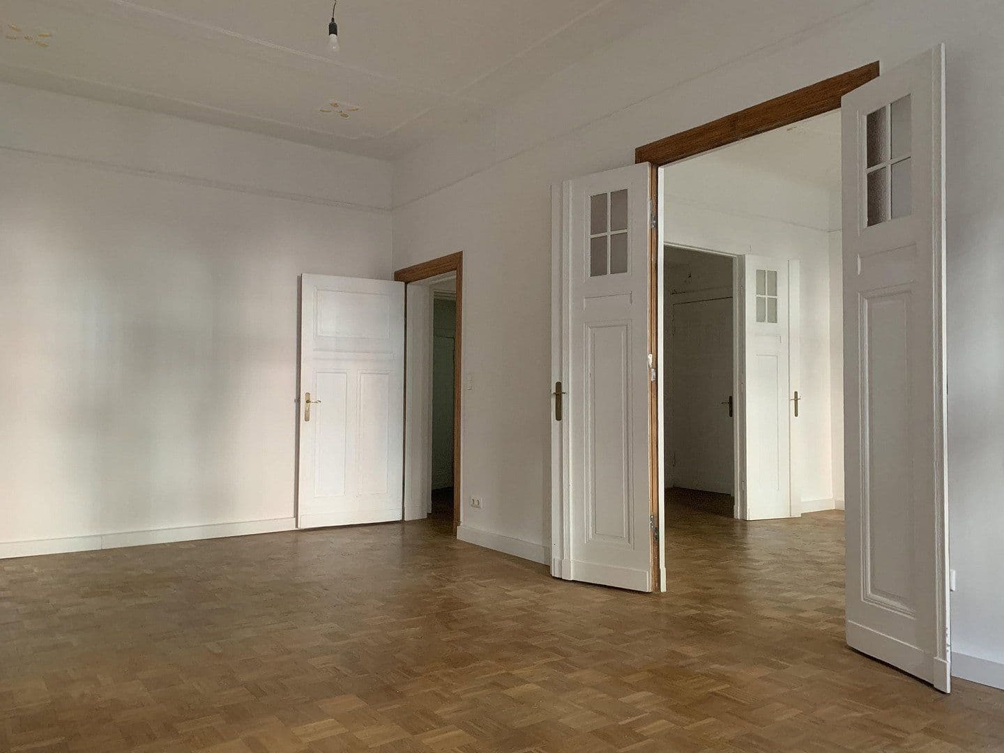 Prodej bytu 3+kk 94 m², Berlin, Berlín Prodej bytu 3+kk 94 m², Berlin, Berlín