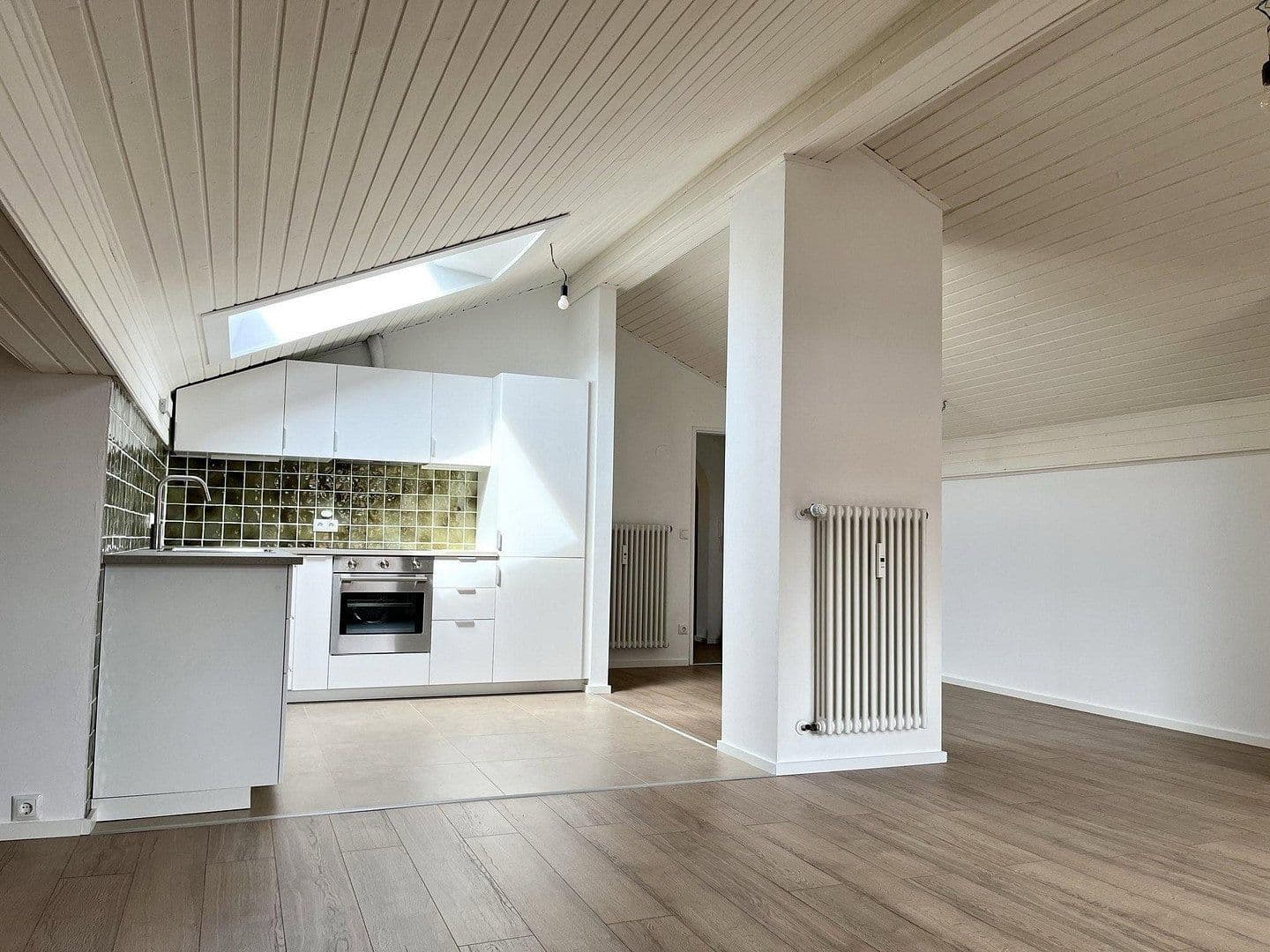 Pronájem bytu 1+kk 64 m², Bergen, Bavorsko Pronájem bytu 1+kk 64 m², Bergen, Bavorsko
