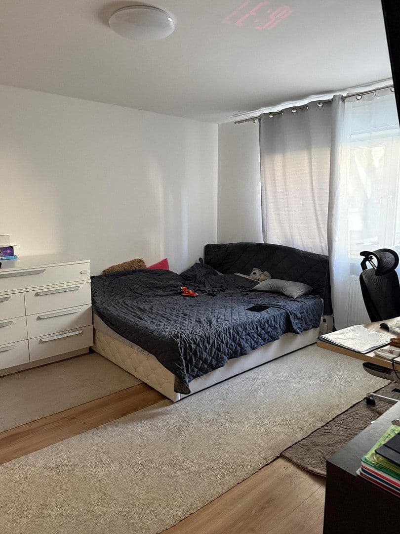 Pronájem bytu 3+1 95 m², Neu-Isenburg, Hessen Pronájem bytu 3+1 95 m², Neu-Isenburg, Hessen
