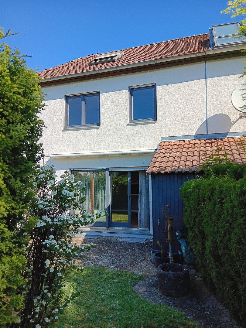 Prodej domu 127 m², pozemek 208 m², Rheinauer Ring 78, Rastatt, Bádensko-Württembersko Prodej domu 127 m², pozemek 208 m², Rheinauer Ring 78, Rastatt, Bádensko-Württembersko