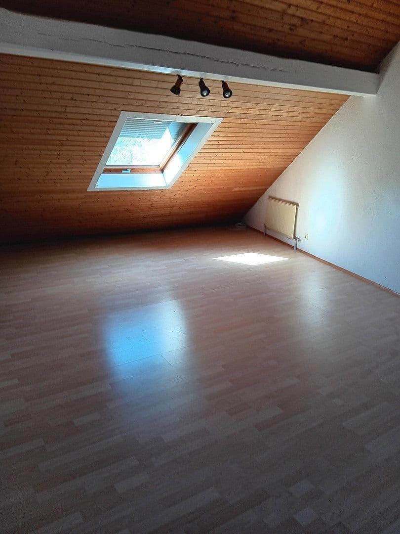 Prodej domu 127 m², pozemek 208 m², Rheinauer Ring 78, Rastatt, Bádensko-Württembersko Prodej domu 127 m², pozemek 208 m², Rheinauer Ring 78, Rastatt, Bádensko-Württembersko