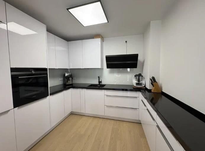 Prodej bytu 3+kk 101 m², Stuttgart, Bádensko-Württembersko Prodej bytu 3+kk 101 m², Stuttgart, Bádensko-Württembersko