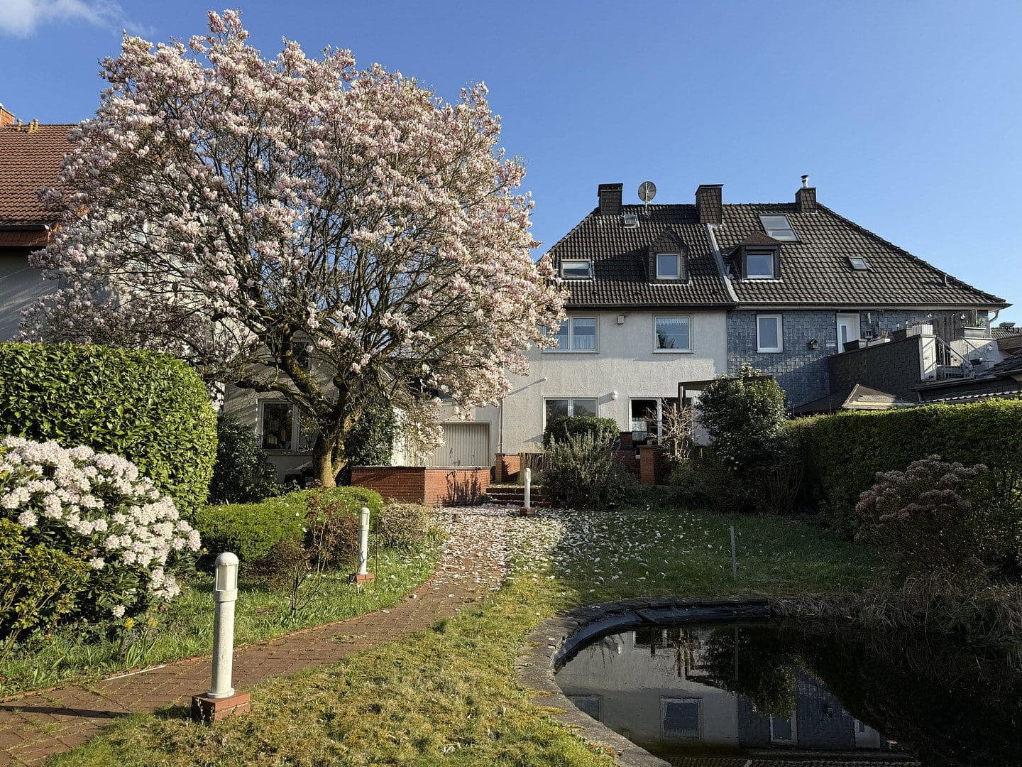 Prodej domu 143 m², pozemek 657 m², Aktienstr. 293, Mülheim an der Ruhr, Severní Porýní-Vestfálsko Prodej domu 143 m², pozemek 657 m², Aktienstr. 293, Mülheim an der Ruhr, Severní Porýní-Vestfálsko