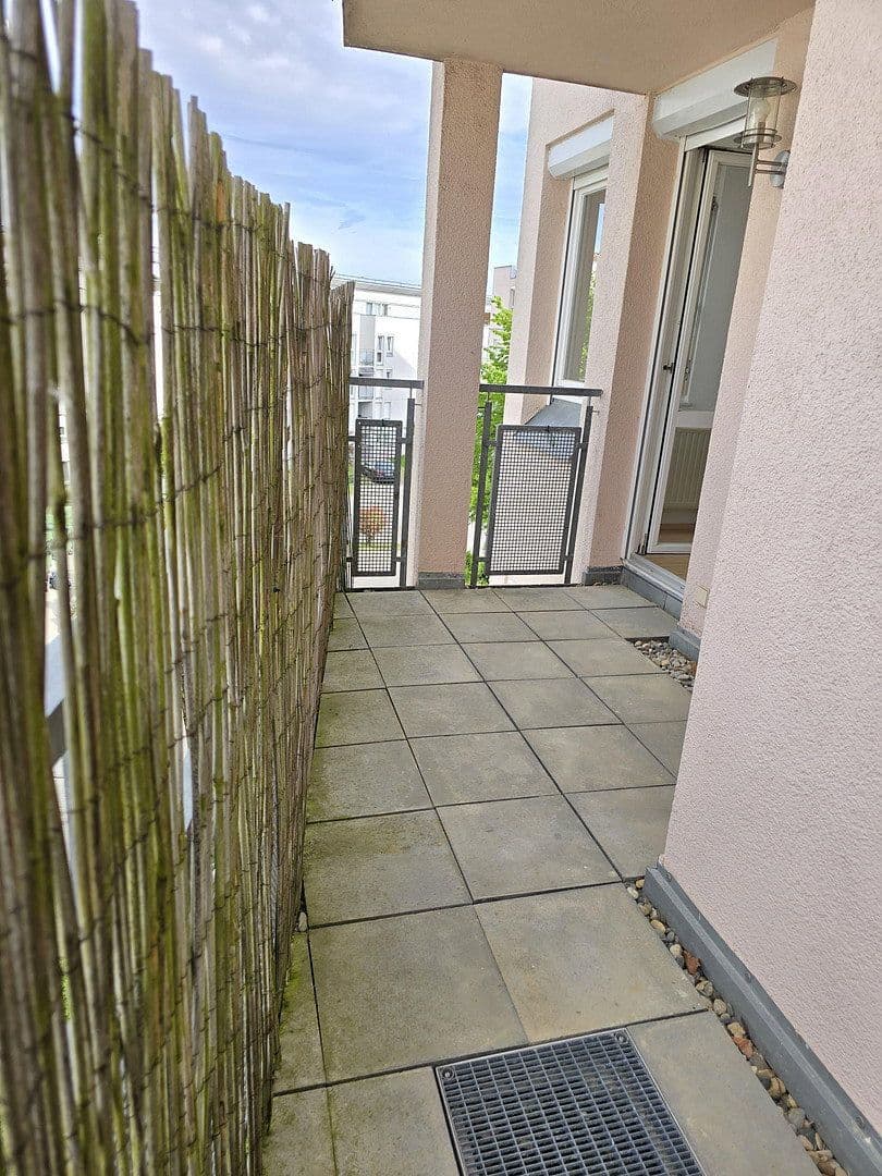 Pronájem bytu 3+1 68 m², Michelangelostr. 12/1, Künzelsau, Bádensko-Württembersko Pronájem bytu 3+1 68 m², Michelangelostr. 12/1, Künzelsau, Bádensko-Württembersko