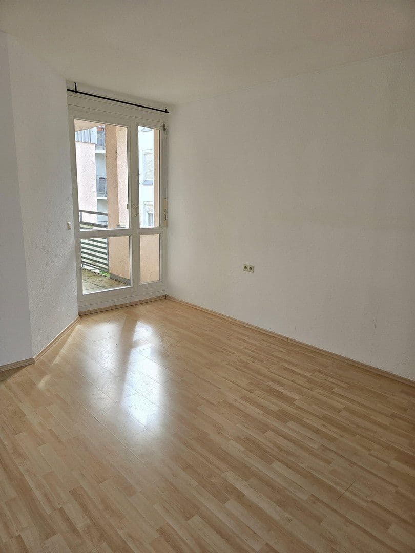 Pronájem bytu 3+1 68 m², Michelangelostr. 12/1, Künzelsau, Bádensko-Württembersko Pronájem bytu 3+1 68 m², Michelangelostr. 12/1, Künzelsau, Bádensko-Württembersko