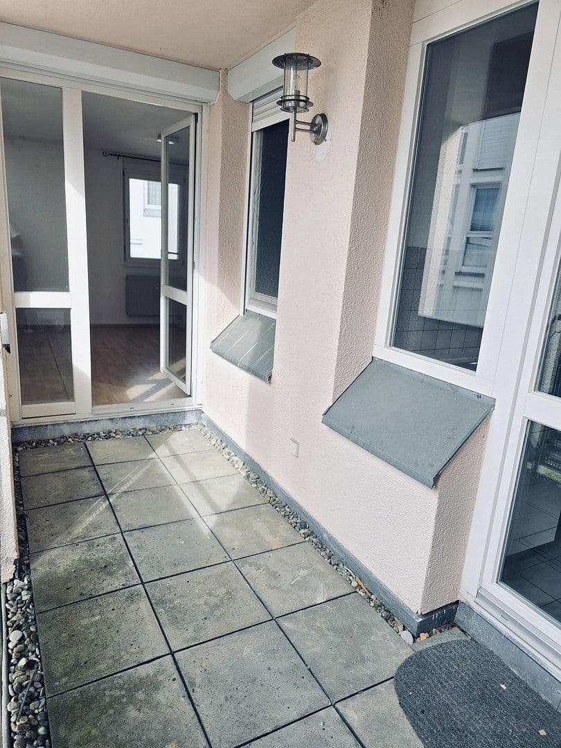 Pronájem bytu 3+1 68 m², Michelangelostr. 12/1, Künzelsau, Bádensko-Württembersko Pronájem bytu 3+1 68 m², Michelangelostr. 12/1, Künzelsau, Bádensko-Württembersko