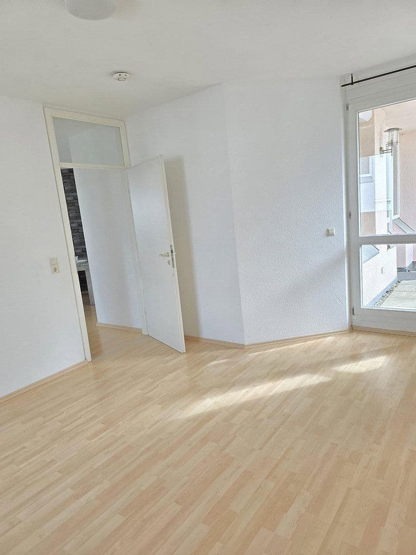Pronájem bytu 3+1 68 m², Michelangelostr. 12/1, Künzelsau, Bádensko-Württembersko Pronájem bytu 3+1 68 m², Michelangelostr. 12/1, Künzelsau, Bádensko-Württembersko