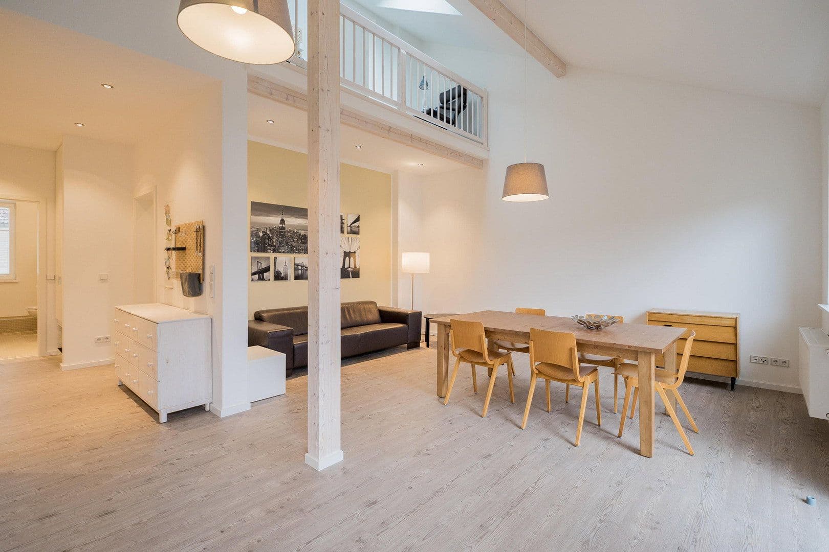 Prodej bytu 2+kk 86 m², Colbestrasse 23, Berlin - Friedrichshain, Berlín Prodej bytu 2+kk 86 m², Colbestrasse 23, Berlin - Friedrichshain, Berlín