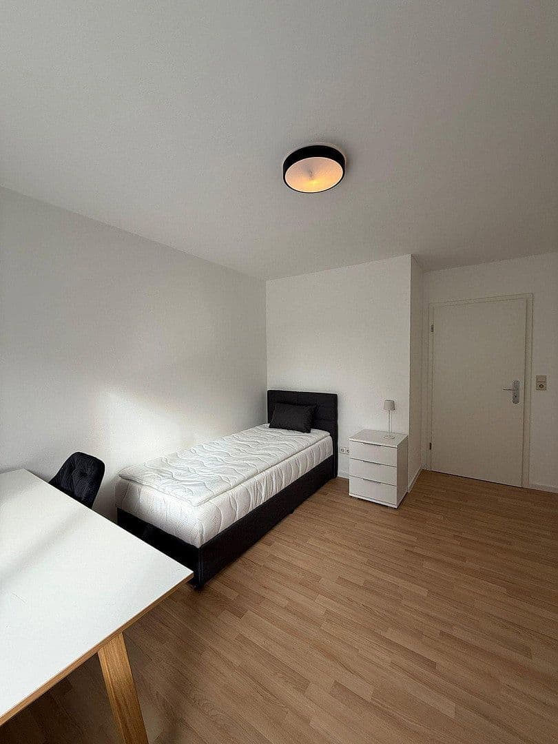 Pronájem bytu 2+1 50 m², Görrestraße 4, Eppelheim, Bádensko-Württembersko Pronájem bytu 2+1 50 m², Görrestraße 4, Eppelheim, Bádensko-Württembersko
