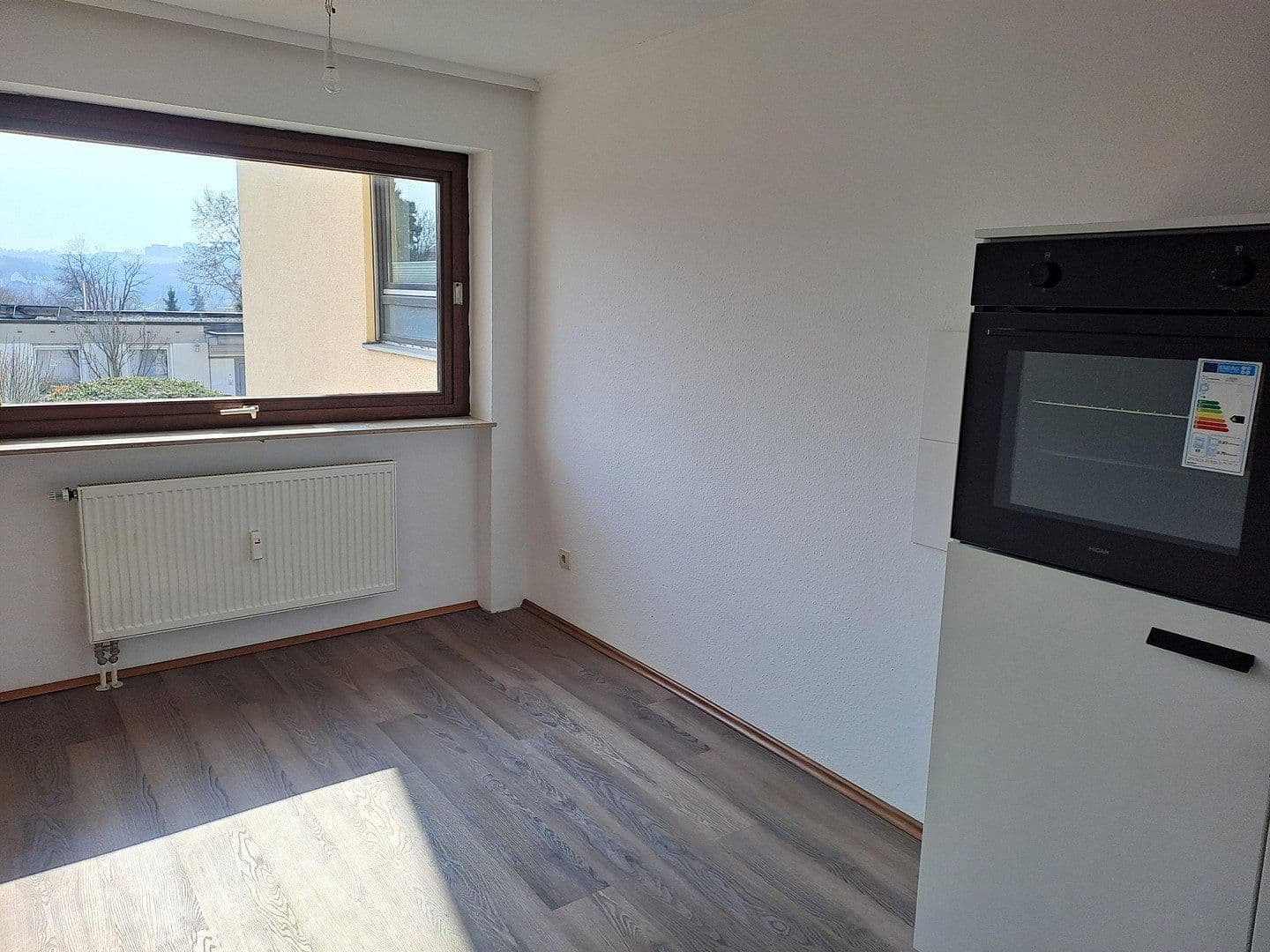 Pronájem bytu 3+1 86 m², Heisenbergstraße 9, Würzburg, Bavorsko Pronájem bytu 3+1 86 m², Heisenbergstraße 9, Würzburg, Bavorsko