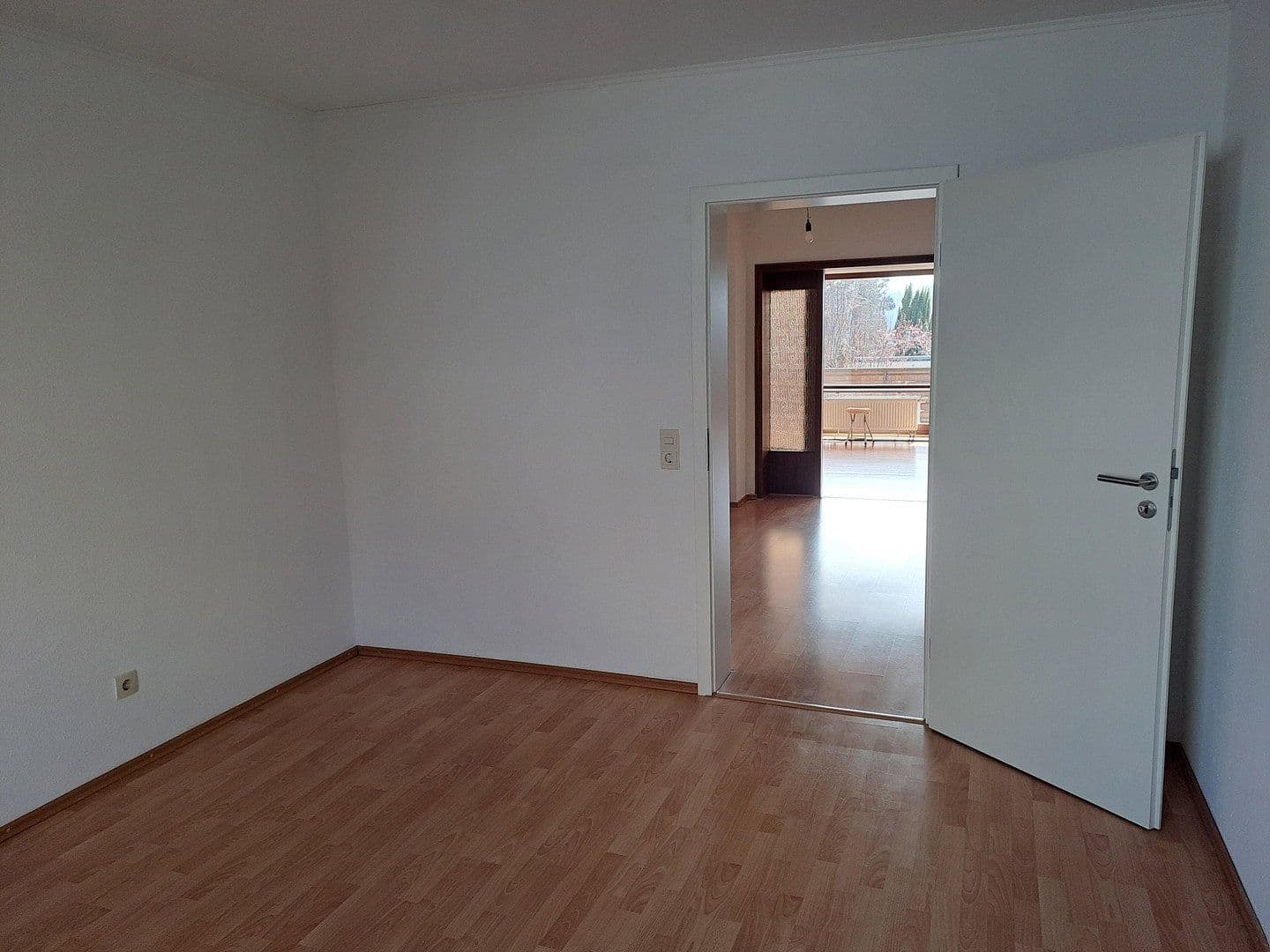 Pronájem bytu 3+1 86 m², Heisenbergstraße 9, Würzburg, Bavorsko Pronájem bytu 3+1 86 m², Heisenbergstraße 9, Würzburg, Bavorsko