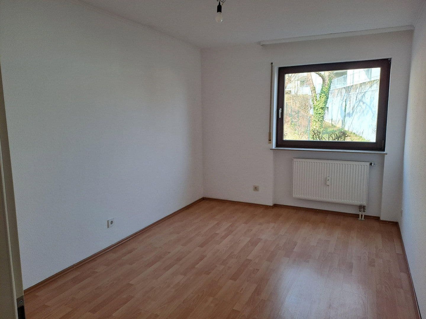 Pronájem bytu 3+1 86 m², Heisenbergstraße 9, Würzburg, Bavorsko Pronájem bytu 3+1 86 m², Heisenbergstraße 9, Würzburg, Bavorsko