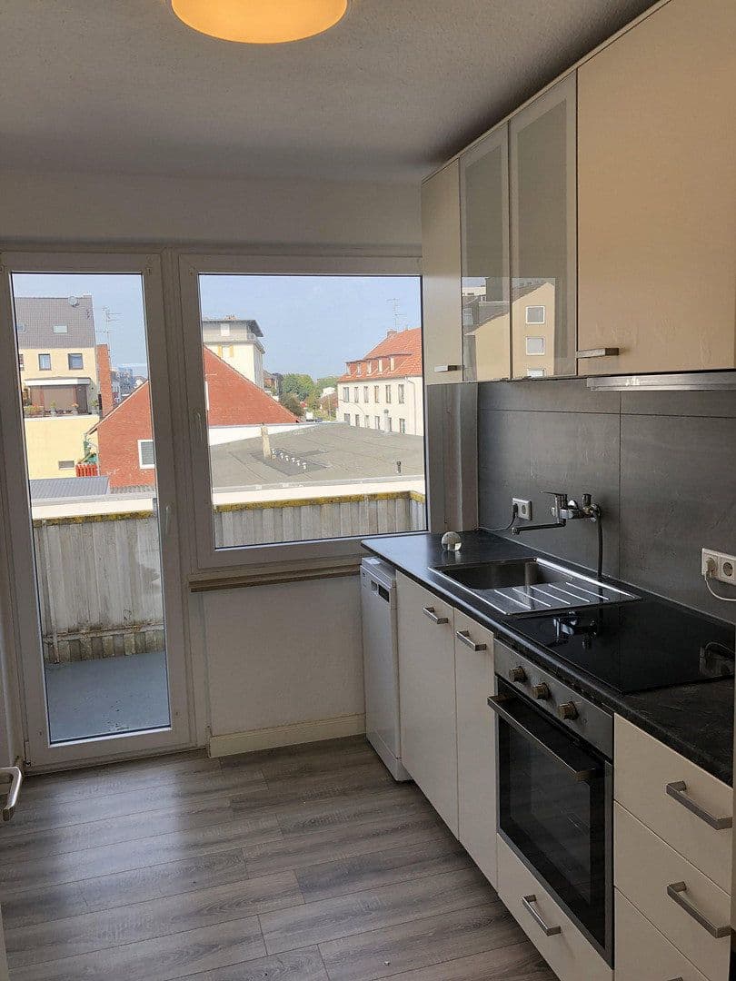 Pronájem bytu 3+1 76 m², Kanalstraße 5, Bremerhaven, Bremen Pronájem bytu 3+1 76 m², Kanalstraße 5, Bremerhaven, Bremen