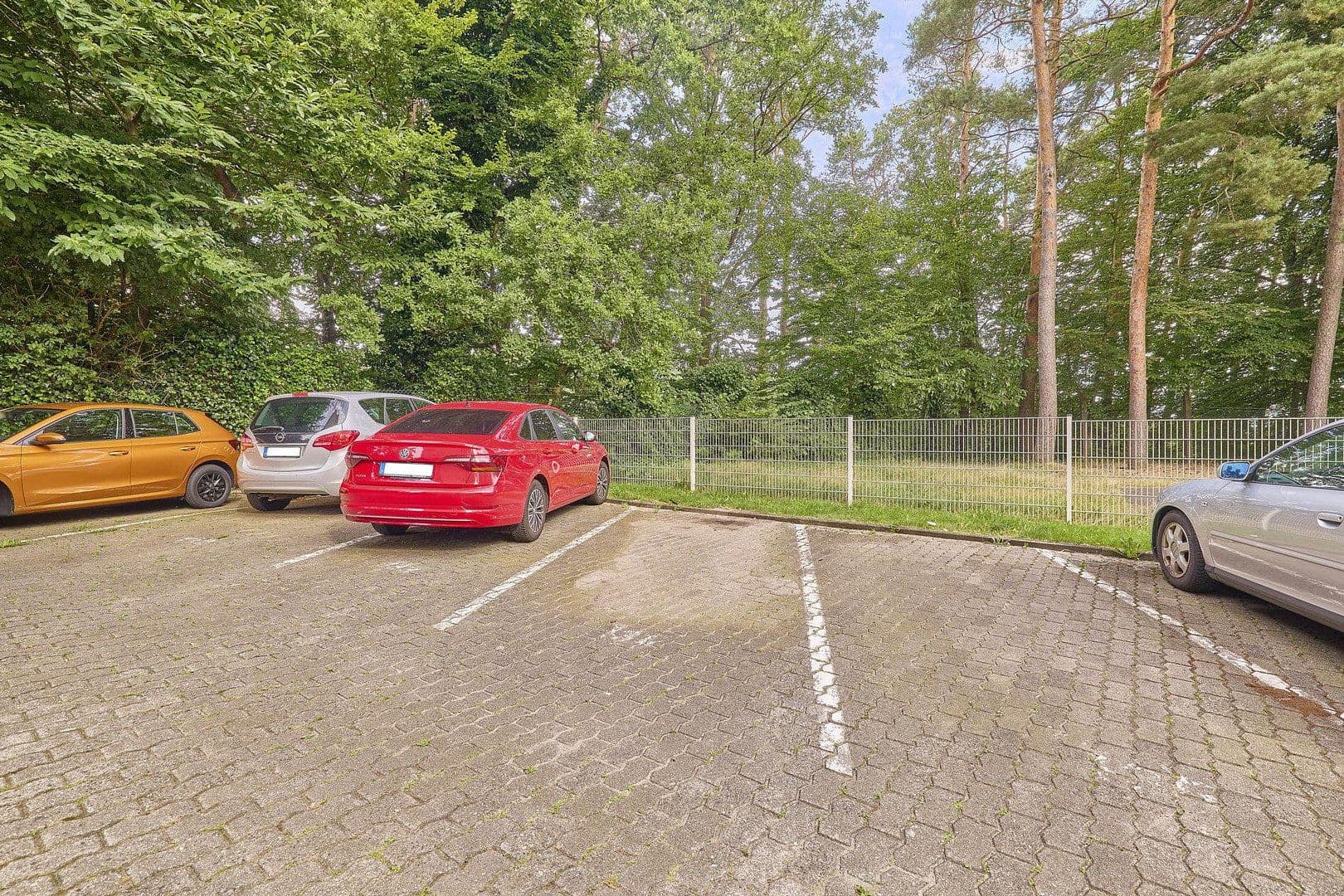 Pronájem bytu 4+1 107 m², Berliner Str. 40, Landstuhl, Porýní-Falc Pronájem bytu 4+1 107 m², Berliner Str. 40, Landstuhl, Porýní-Falc