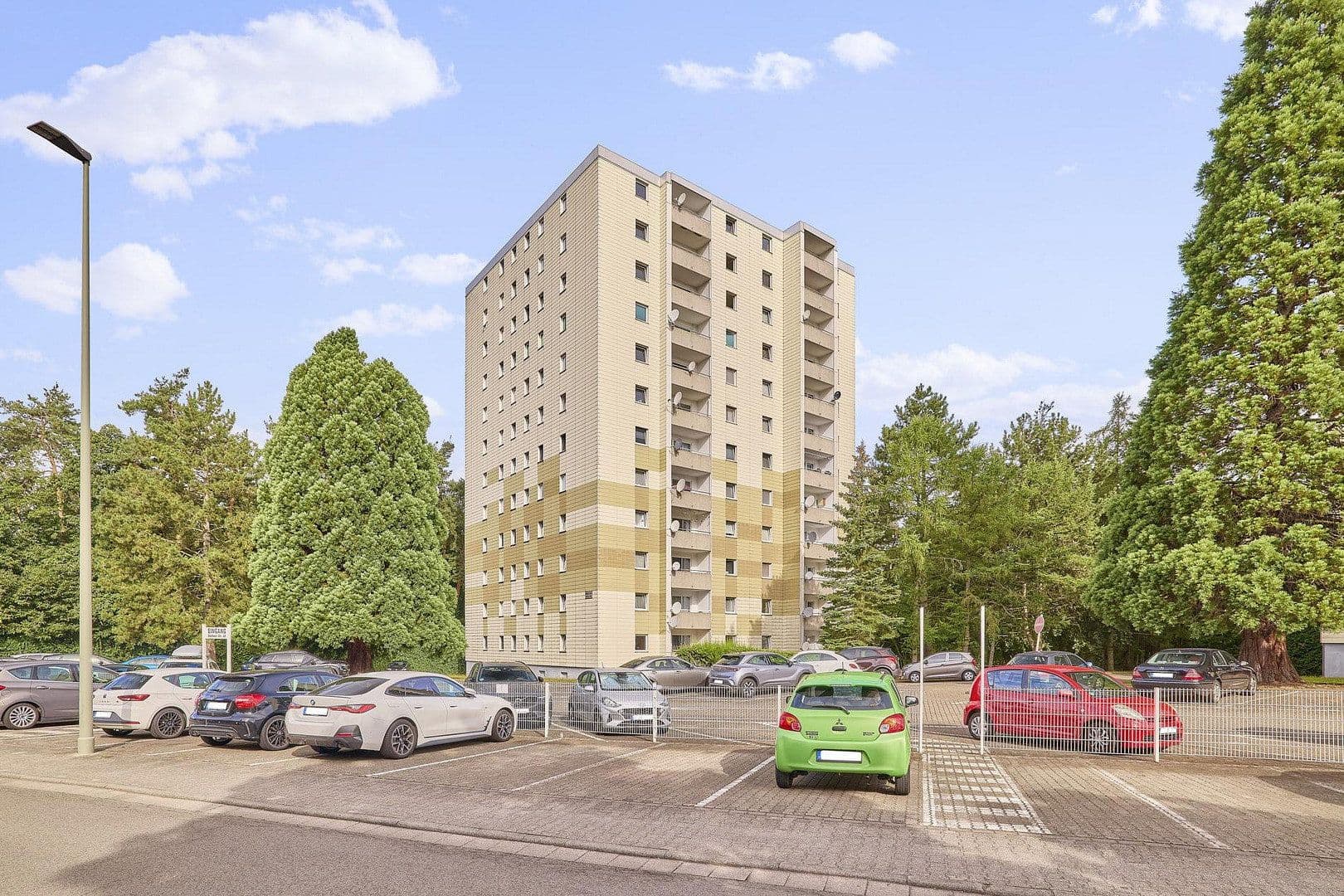 Pronájem bytu 4+1 107 m², Berliner Str. 40, Landstuhl, Porýní-Falc Pronájem bytu 4+1 107 m², Berliner Str. 40, Landstuhl, Porýní-Falc