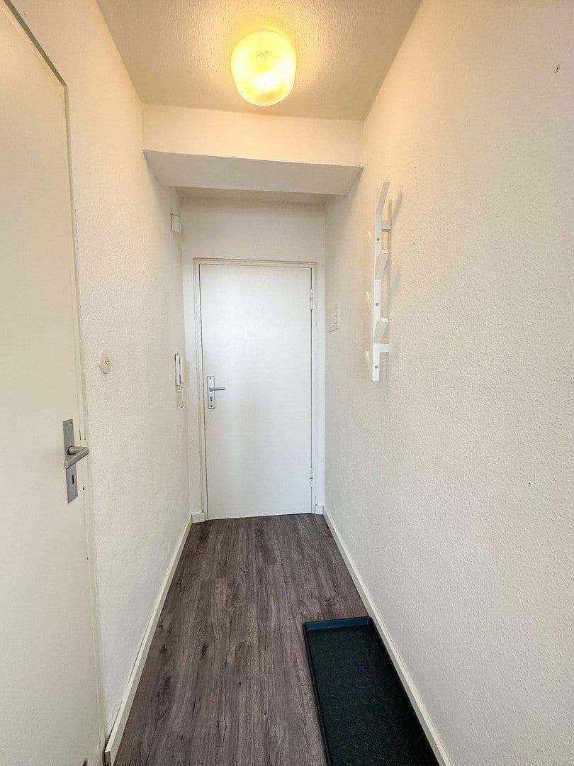Pronájem bytu 1+1 26 m², Alte Rathausstraße 7A, Laatzen, Dolní Sasko Pronájem bytu 1+1 26 m², Alte Rathausstraße 7A, Laatzen, Dolní Sasko