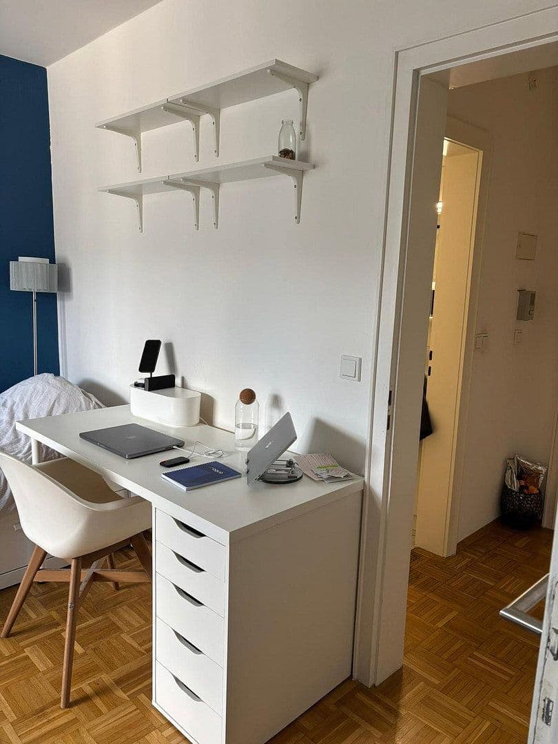 Pronájem bytu 1+1 30 m², Augustenstraße 73, München-Maxvorstadt, Bavorsko Pronájem bytu 1+1 30 m², Augustenstraße 73, München-Maxvorstadt, Bavorsko