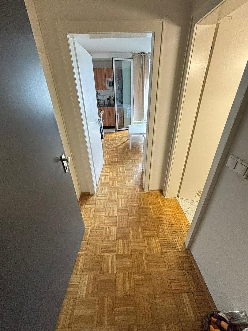 Pronájem bytu 1+1 30 m², Augustenstraße 73, München-Maxvorstadt, Bavorsko Pronájem bytu 1+1 30 m², Augustenstraße 73, München-Maxvorstadt, Bavorsko