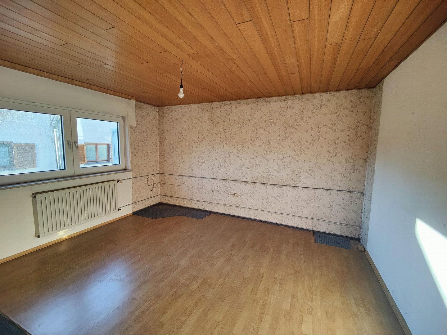 Prodej domu 120 m², pozemek 331 m², Budenheim, Porýní-Falc Prodej domu 120 m², pozemek 331 m², Budenheim, Porýní-Falc