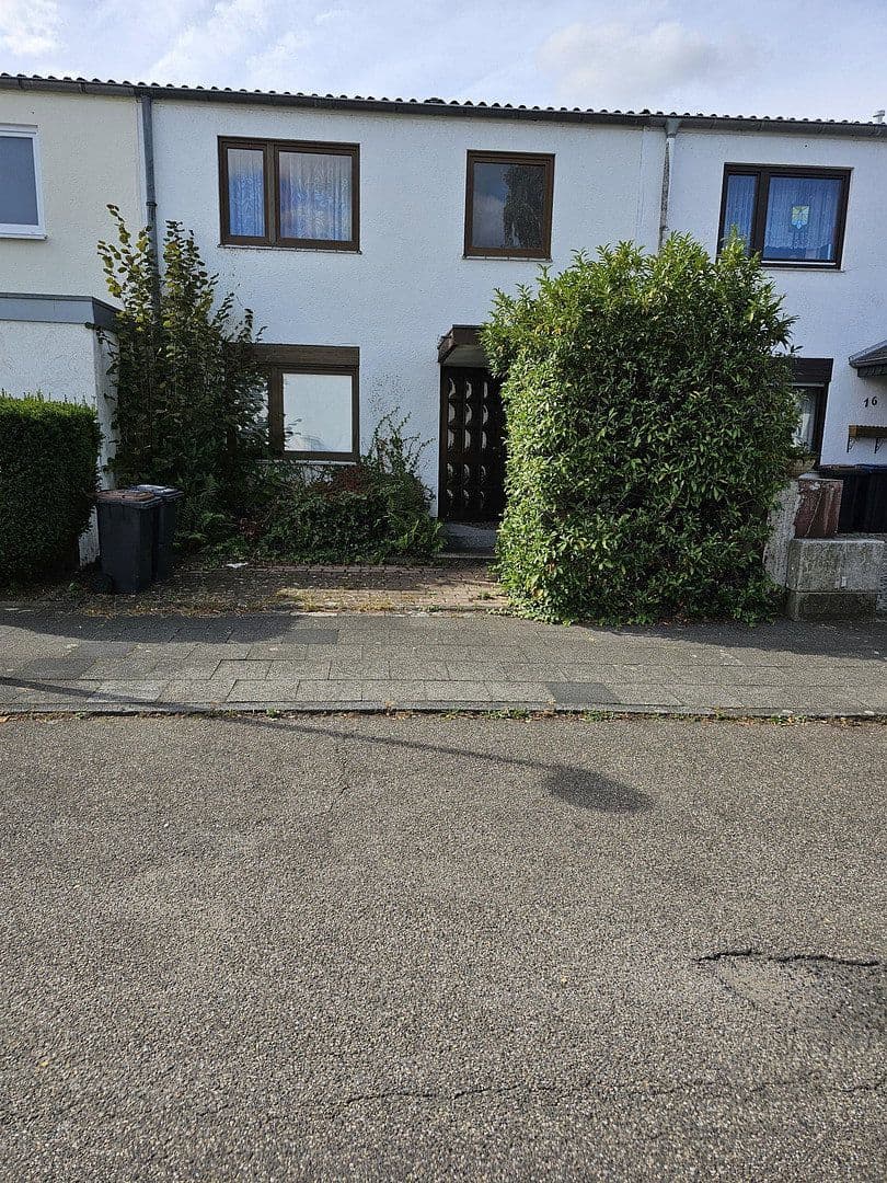 Prodej domu 95 m², pozemek 270 m², Köln Seeberg, Severní Porýní-Vestfálsko Prodej domu 95 m², pozemek 270 m², Köln Seeberg, Severní Porýní-Vestfálsko