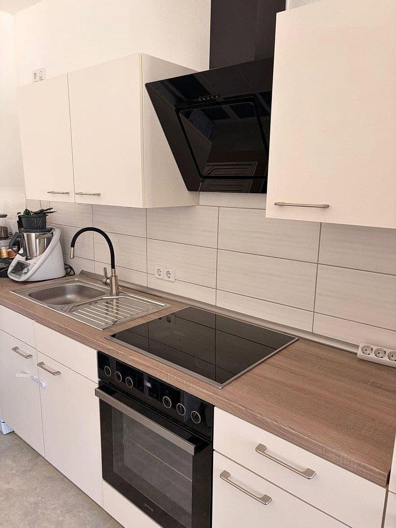 Pronájem bytu 3+1 80 m², Straße der Einheit 44, Heringen/Helme, Durynsko Pronájem bytu 3+1 80 m², Straße der Einheit 44, Heringen/Helme, Durynsko