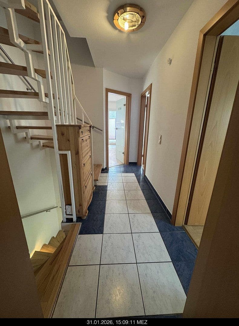 Prodej domu 131 m², pozemek 171 m², Remshalden, Bádensko-Württembersko Prodej domu 131 m², pozemek 171 m², Remshalden, Bádensko-Württembersko