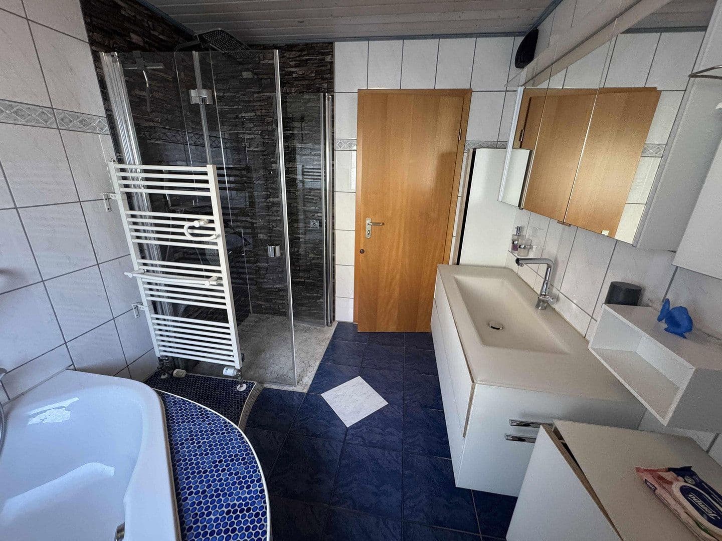 Prodej domu 131 m², pozemek 171 m², Remshalden, Bádensko-Württembersko Prodej domu 131 m², pozemek 171 m², Remshalden, Bádensko-Württembersko