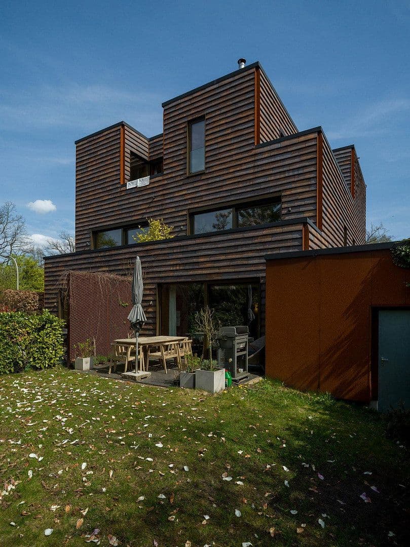 Prodej domu 157 m², pozemek 270 m², Hamburg-Blankenese, Hamburg Prodej domu 157 m², pozemek 270 m², Hamburg-Blankenese, Hamburg
