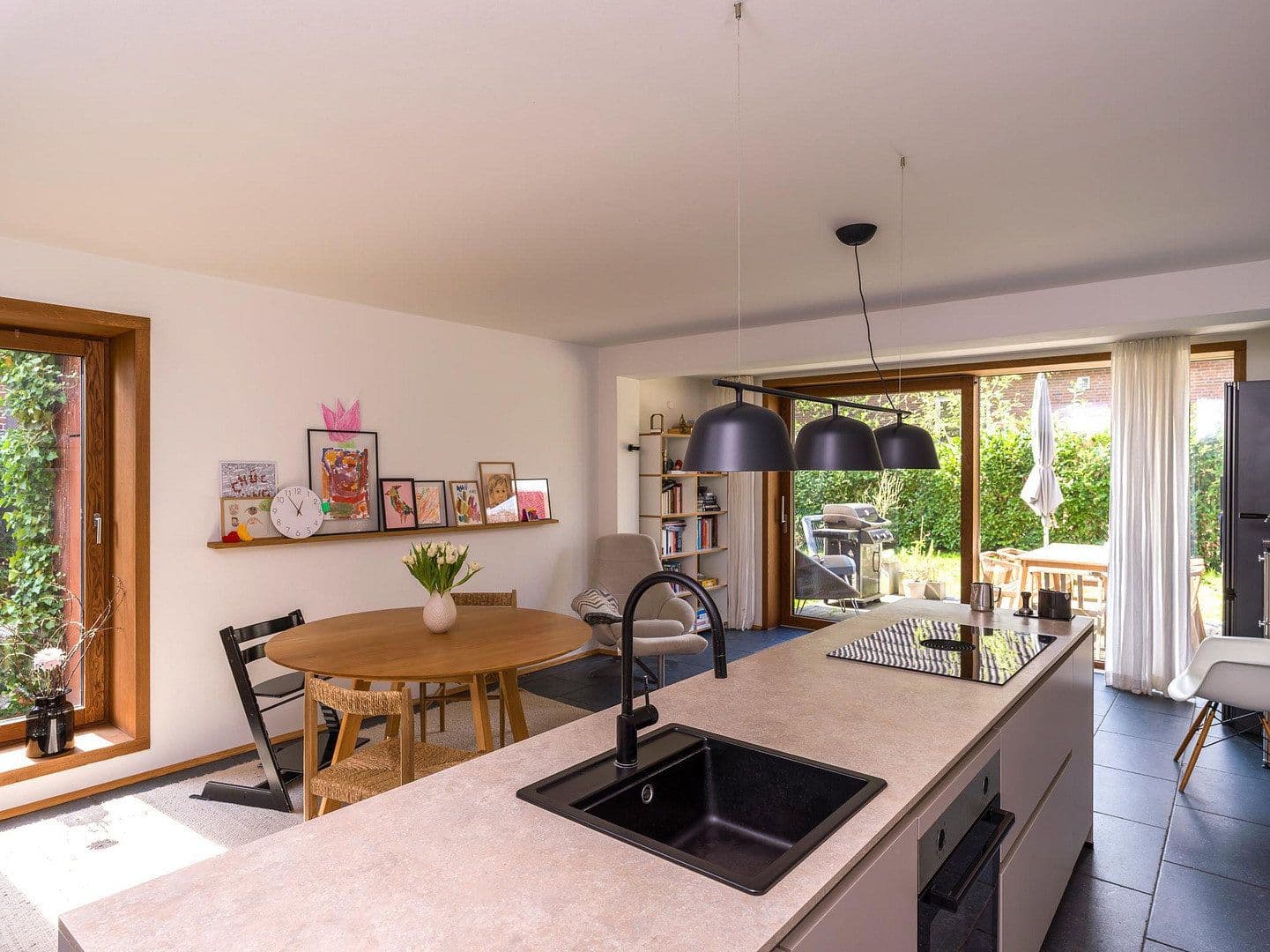 Prodej domu 157 m², pozemek 270 m², Hamburg-Blankenese, Hamburg Prodej domu 157 m², pozemek 270 m², Hamburg-Blankenese, Hamburg
