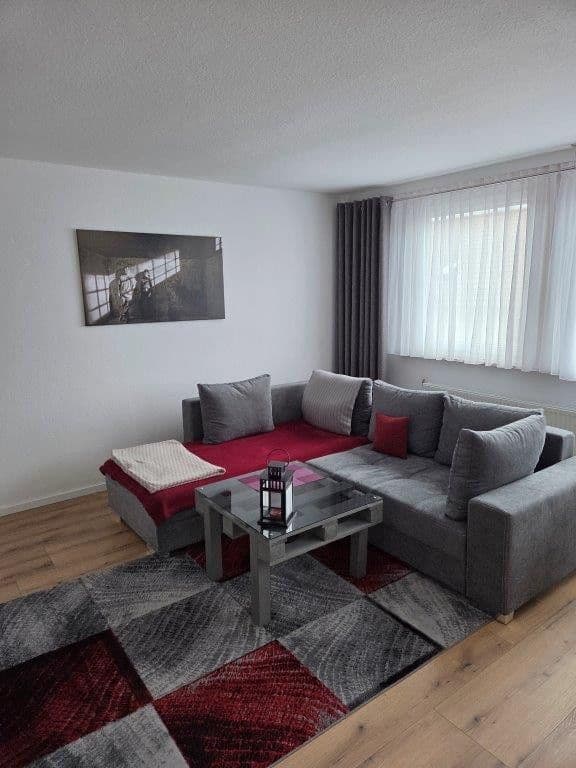 Pronájem bytu 3+1 95 m², Bremerhaven, Bremen Pronájem bytu 3+1 95 m², Bremerhaven, Bremen