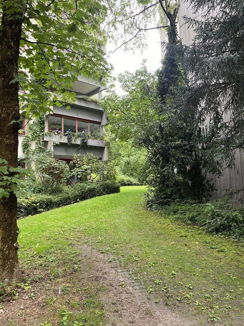 Pronájem bytu 1+1 38 m², Isartalstr 47, München, Bavorsko Pronájem bytu 1+1 38 m², Isartalstr 47, München, Bavorsko