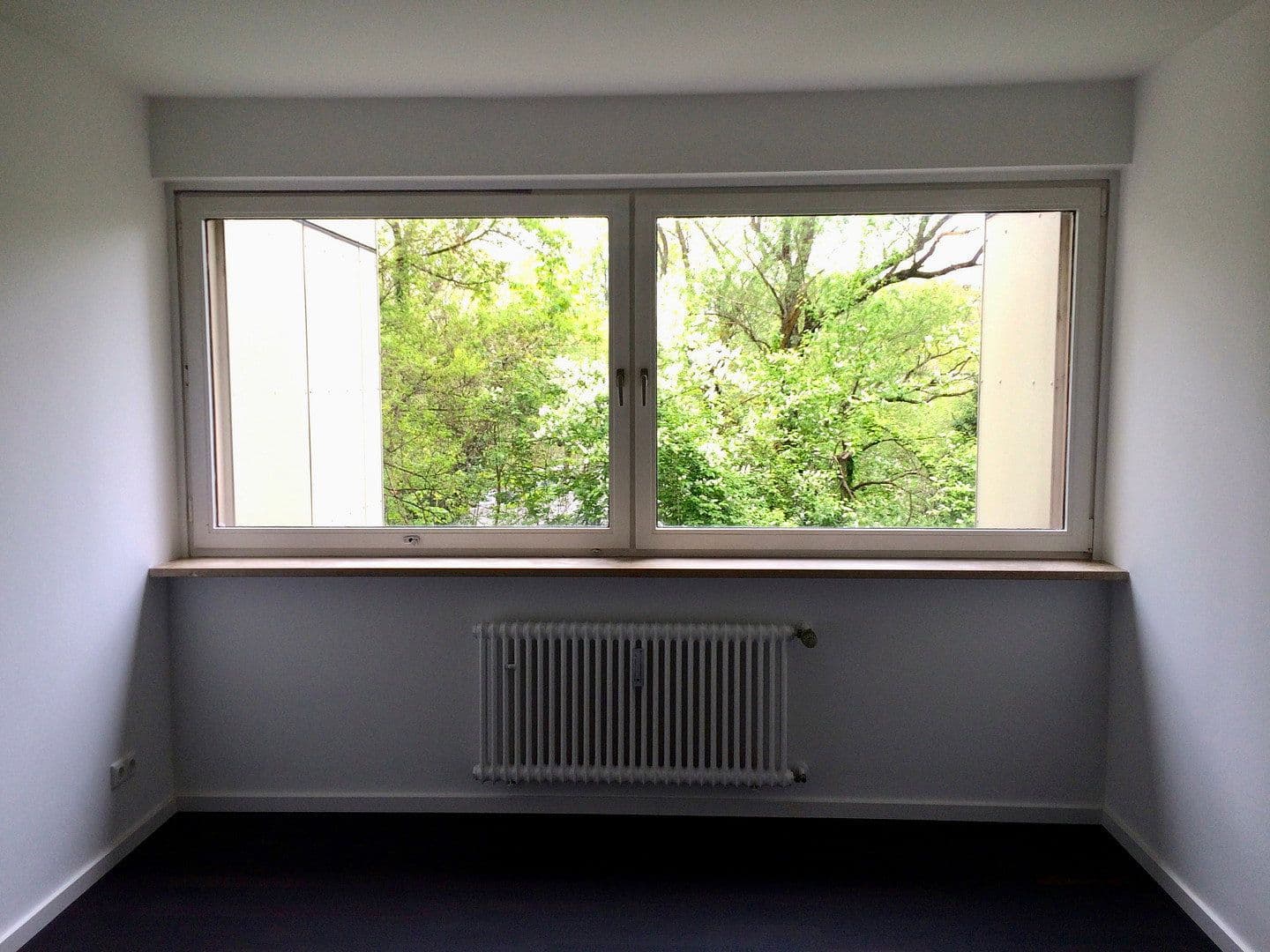 Pronájem bytu 1+1 38 m², Isartalstr 47, München, Bavorsko Pronájem bytu 1+1 38 m², Isartalstr 47, München, Bavorsko
