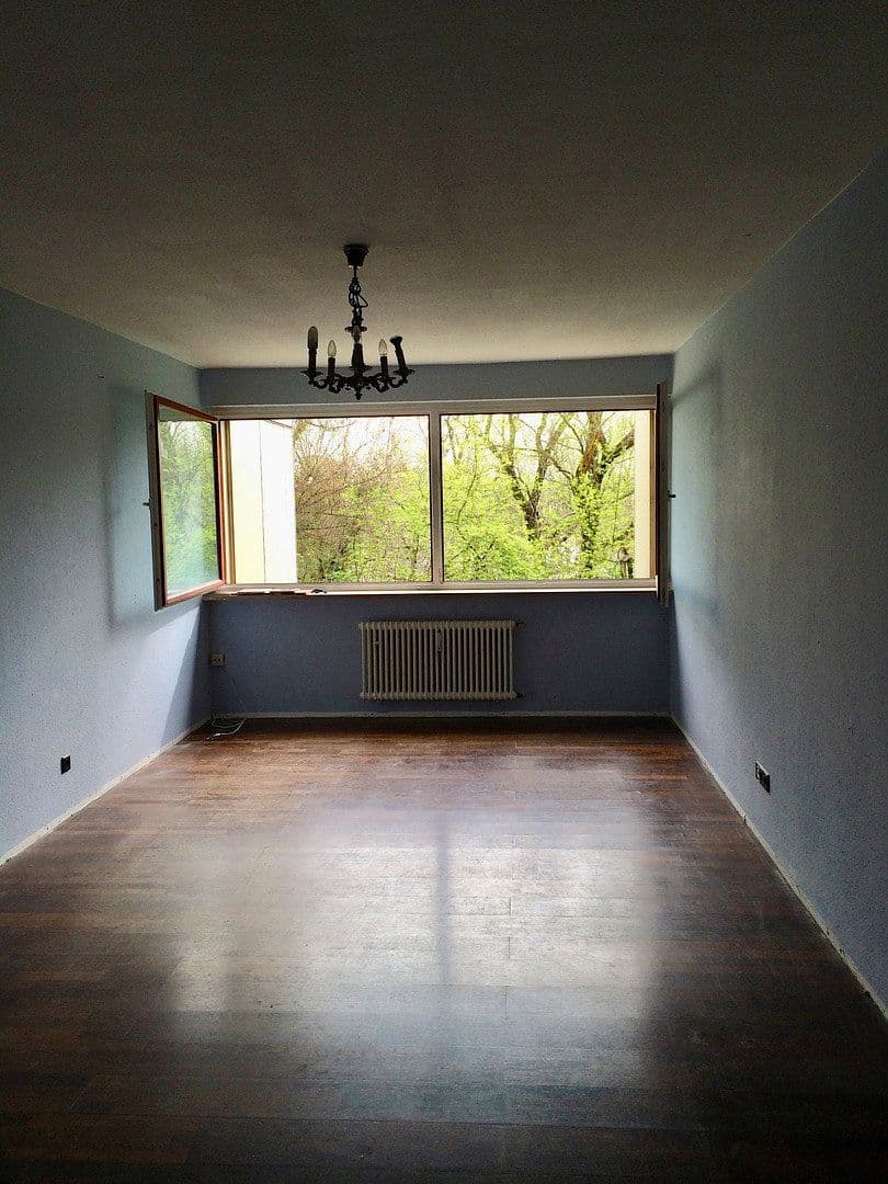 Pronájem bytu 1+1 38 m², Isartalstr 47, München, Bavorsko Pronájem bytu 1+1 38 m², Isartalstr 47, München, Bavorsko