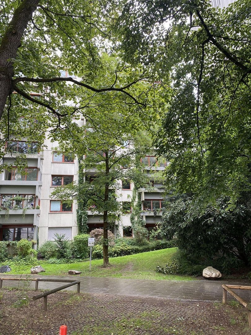 Pronájem bytu 1+1 38 m², Isartalstr 47, München, Bavorsko Pronájem bytu 1+1 38 m², Isartalstr 47, München, Bavorsko