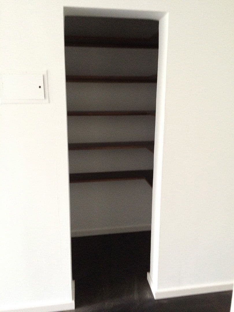 Pronájem bytu 1+1 38 m², Isartalstr 47, München, Bavorsko Pronájem bytu 1+1 38 m², Isartalstr 47, München, Bavorsko