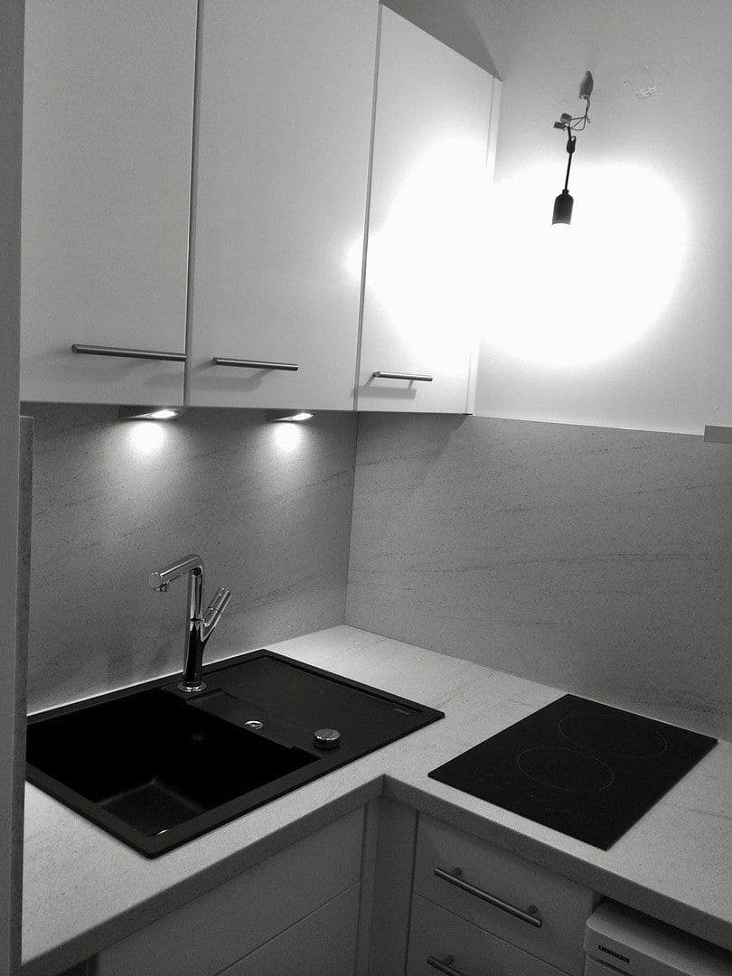 Pronájem bytu 1+1 38 m², Isartalstr 47, München, Bavorsko Pronájem bytu 1+1 38 m², Isartalstr 47, München, Bavorsko