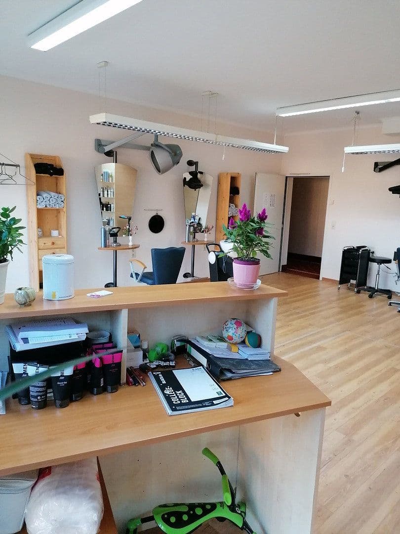 Pronájem nebytového prostoru 60 m², Dorfstraße 12, Henstedt-Ulzburg, Šlesvicko-Holštýnsko Pronájem nebytového prostoru 60 m², Dorfstraße 12, Henstedt-Ulzburg, Šlesvicko-Holštýnsko