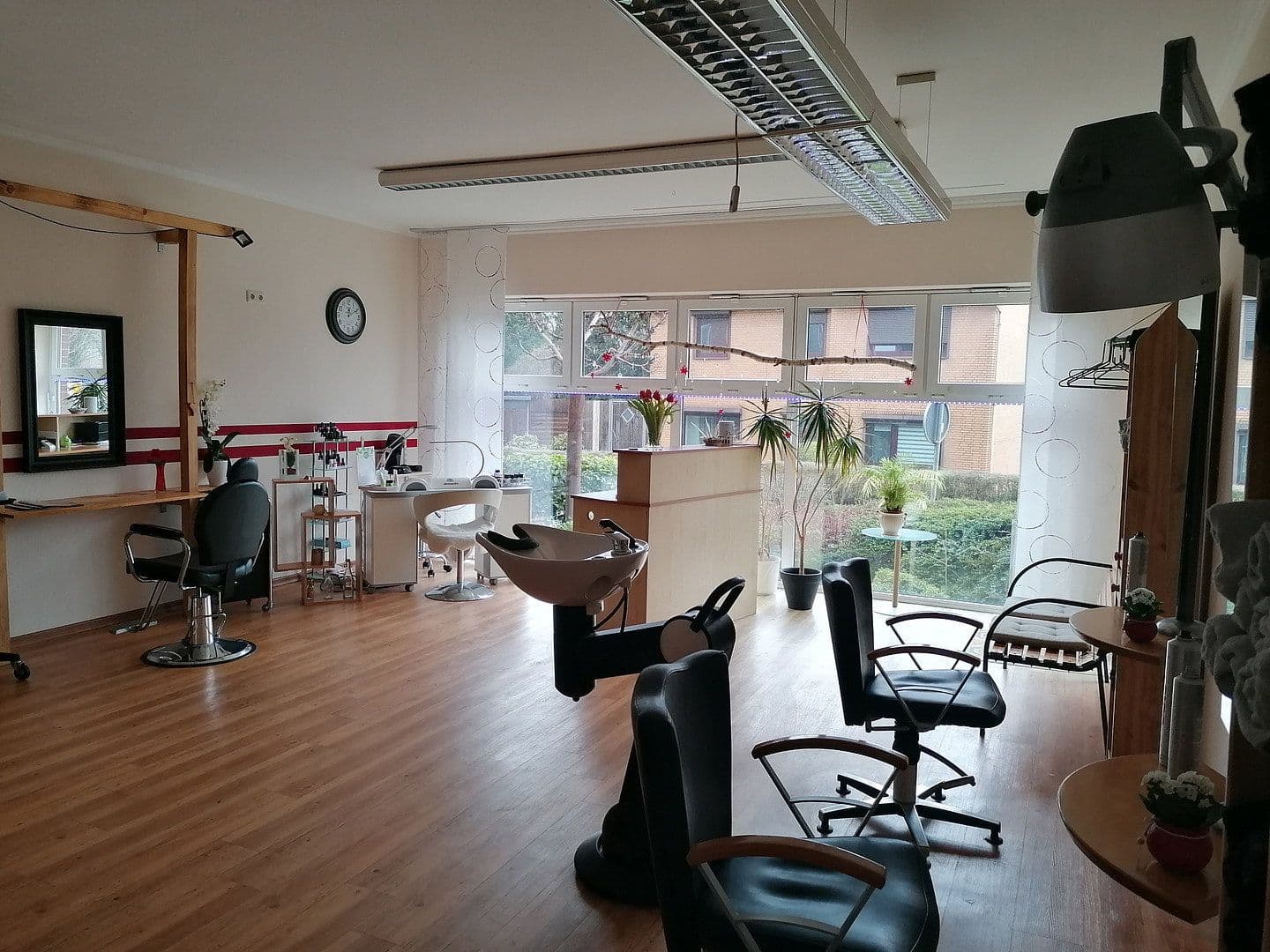 Pronájem nebytového prostoru 60 m², Dorfstraße 12, Henstedt-Ulzburg, Šlesvicko-Holštýnsko Pronájem nebytového prostoru 60 m², Dorfstraße 12, Henstedt-Ulzburg, Šlesvicko-Holštýnsko