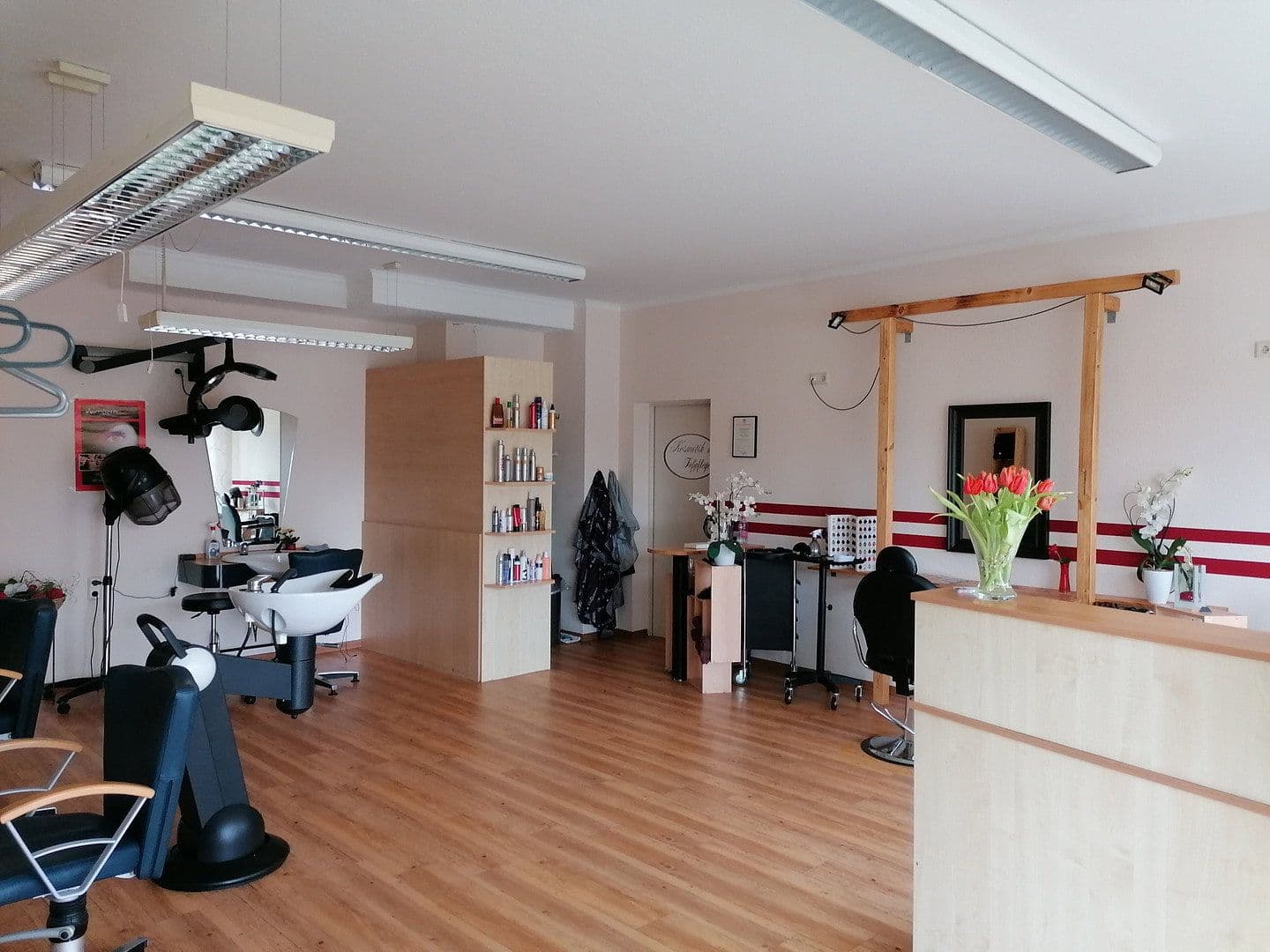 Pronájem nebytového prostoru 60 m², Dorfstraße 12, Henstedt-Ulzburg, Šlesvicko-Holštýnsko Pronájem nebytového prostoru 60 m², Dorfstraße 12, Henstedt-Ulzburg, Šlesvicko-Holštýnsko