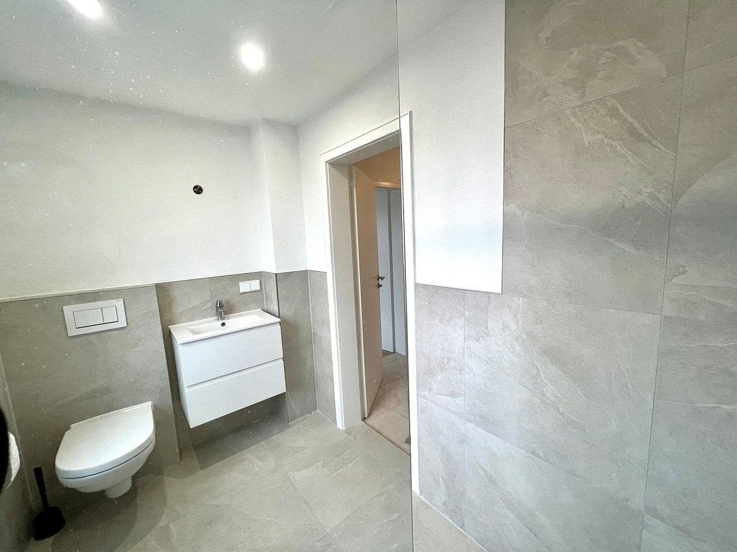 Pronájem domu 190 m², pozemek 330 m², Kaufbeuren, Bavorsko Pronájem domu 190 m², pozemek 330 m², Kaufbeuren, Bavorsko