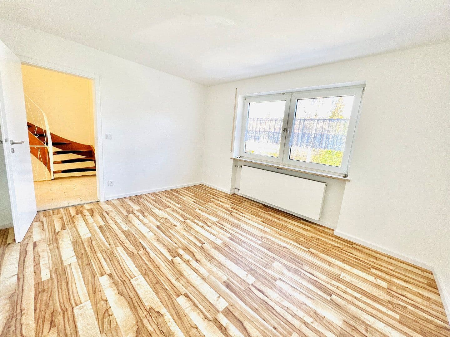 Pronájem domu 190 m², pozemek 330 m², Kaufbeuren, Bavorsko Pronájem domu 190 m², pozemek 330 m², Kaufbeuren, Bavorsko