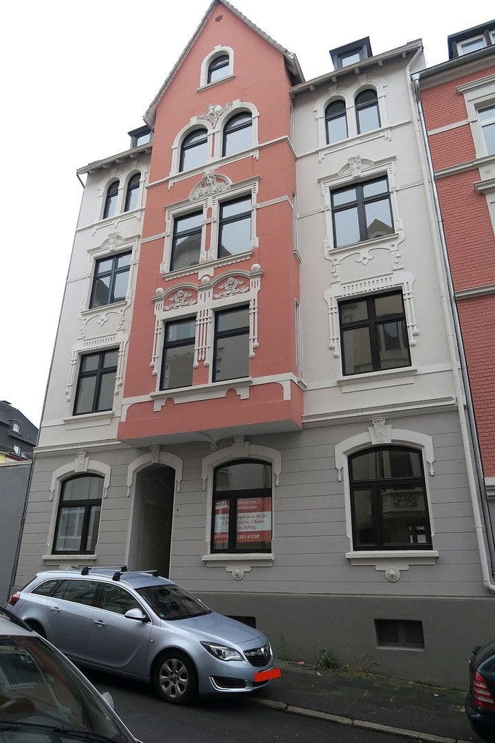 Pronájem bytu 5+1 95 m², Hofstrasse 4, Hagen-Haspe, Severní Porýní-Vestfálsko Pronájem bytu 5+1 95 m², Hofstrasse 4, Hagen-Haspe, Severní Porýní-Vestfálsko